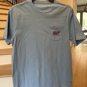 Boys Vineyard Vines T-shirt size XL 18